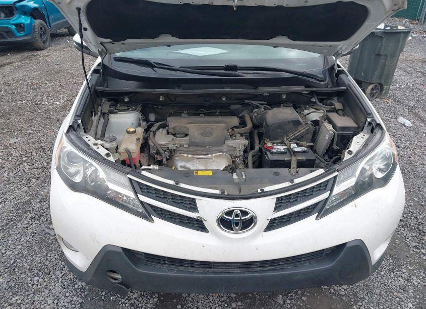 Photo 10 of 2014 Toyota Rav4 XLE (VIN 2T3RFREV5EW136707)