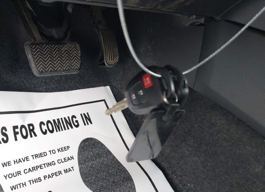 Photo 11 of 2014 Toyota Rav4 XLE (VIN 2T3RFREV5EW136707)