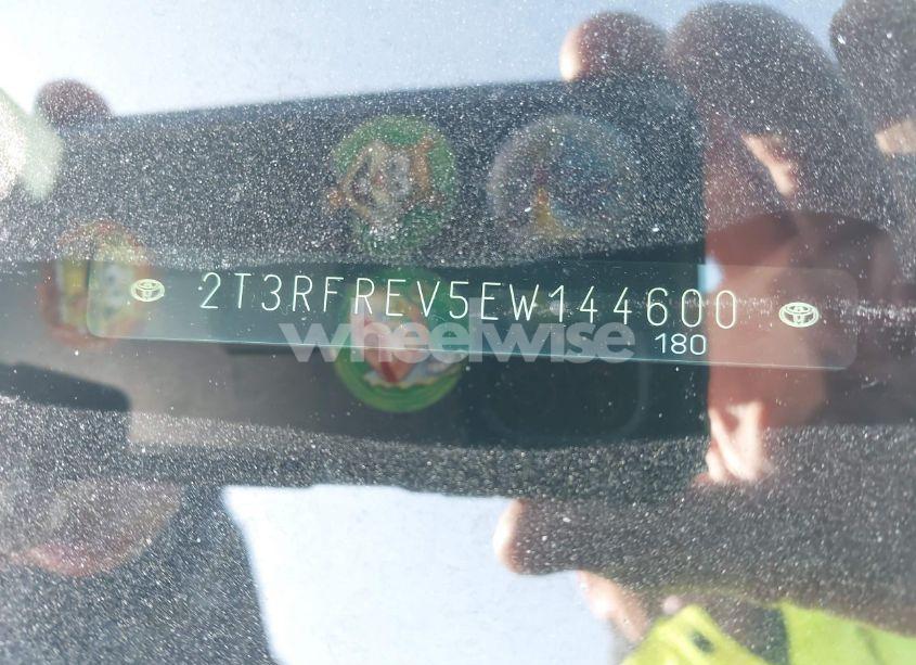 Photo 17 of 2014 Toyota Rav4 XLE (VIN 2T3RFREV5EW144600)