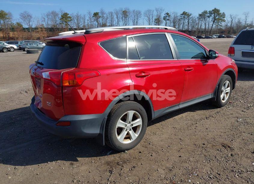 Photo 4 of 2014 Toyota Rav4 XLE (VIN 2T3RFREV5EW144600)