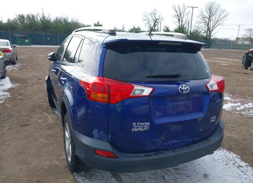 Photo 3 of 2014 Toyota Rav4 XLE (VIN 2T3RFREV5EW184580)