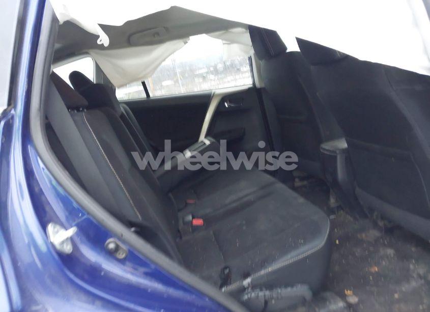 Photo 8 of 2015 Toyota Rav4 XLE (VIN 2T3RFREV5FW245220)