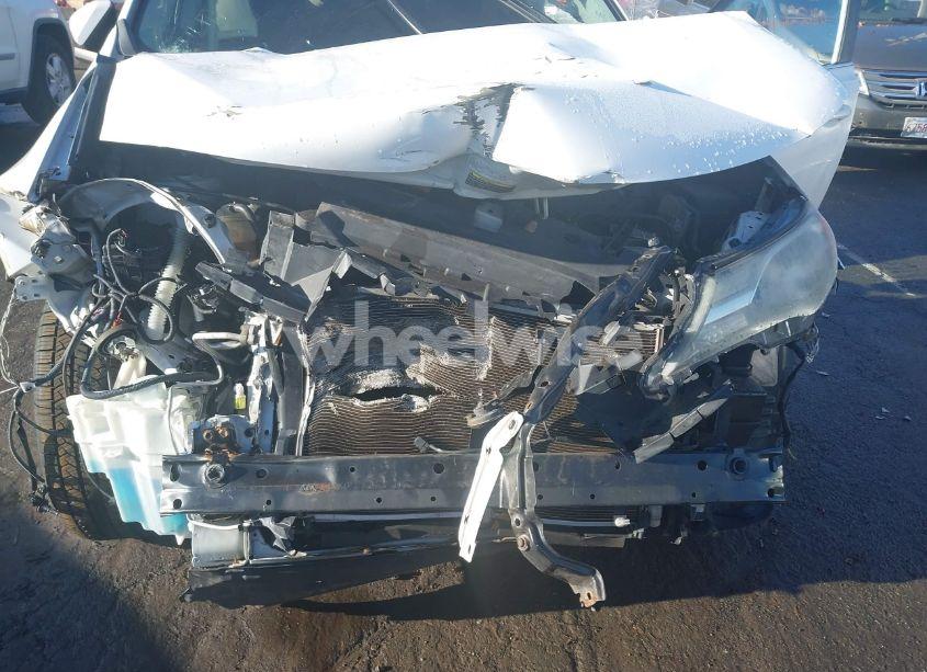 Photo 6 of 2015 Toyota Rav4 XLE (VIN 2T3RFREV5FW260610)