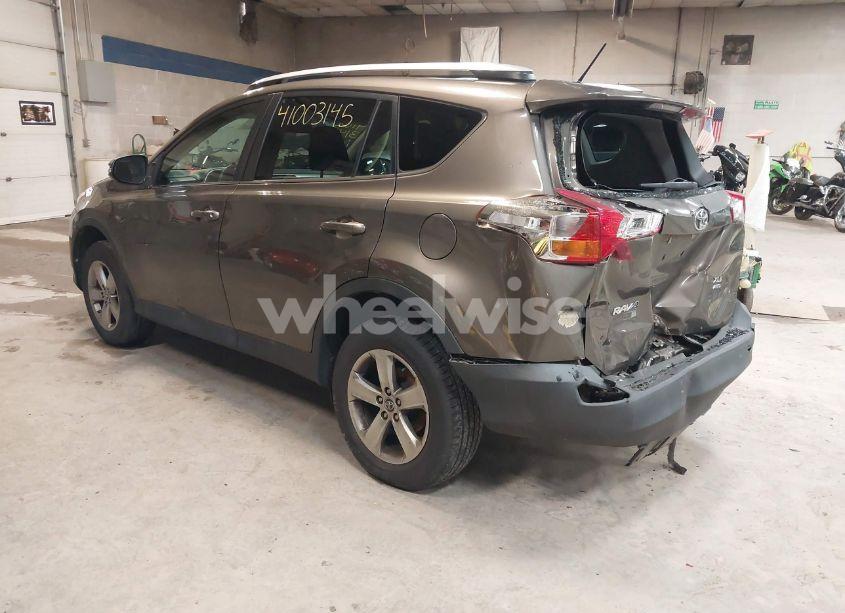 Photo 3 of 2015 Toyota Rav4 XLE (VIN 2T3RFREV5FW264138)