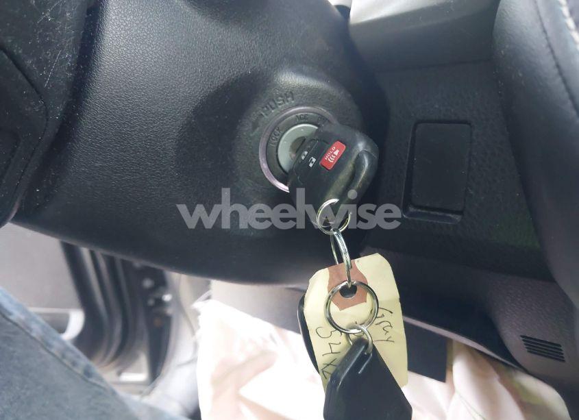 Photo 11 of 2015 Toyota Rav4 XLE (VIN 2T3RFREV5FW297494)