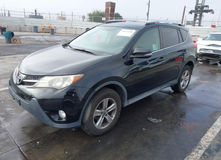 Photo 2 of 2015 Toyota Rav4 XLE (VIN 2T3RFREV5FW331904)
