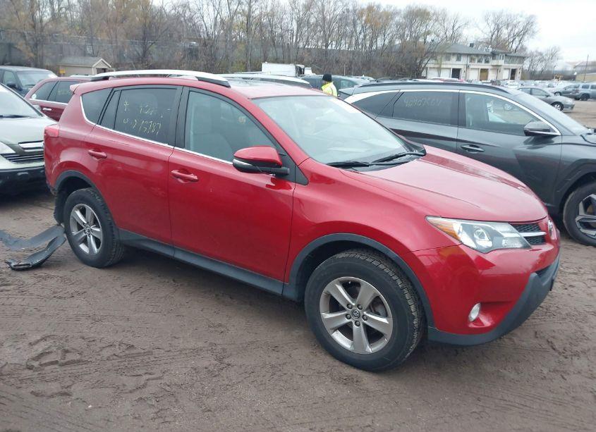 2015 Toyota Rav4 XLE (VIN 2T3RFREV5FW348945) main photo