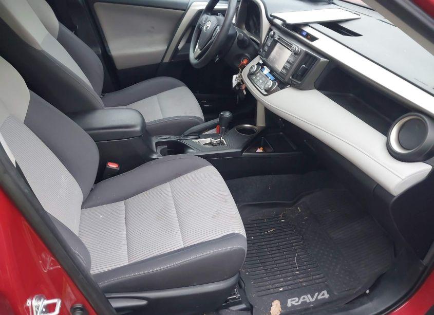 Photo 5 of 2015 Toyota Rav4 XLE (VIN 2T3RFREV5FW348945)