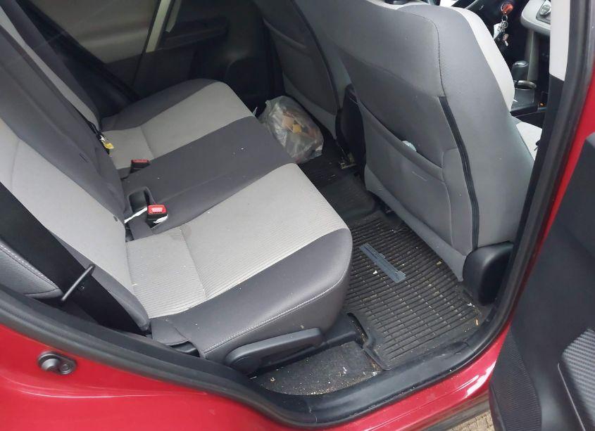 Photo 8 of 2015 Toyota Rav4 XLE (VIN 2T3RFREV5FW348945)