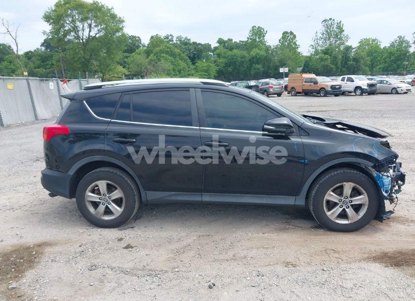 Photo 13 of 2015 Toyota Rav4 XLE (VIN 2T3RFREV5FW351490)