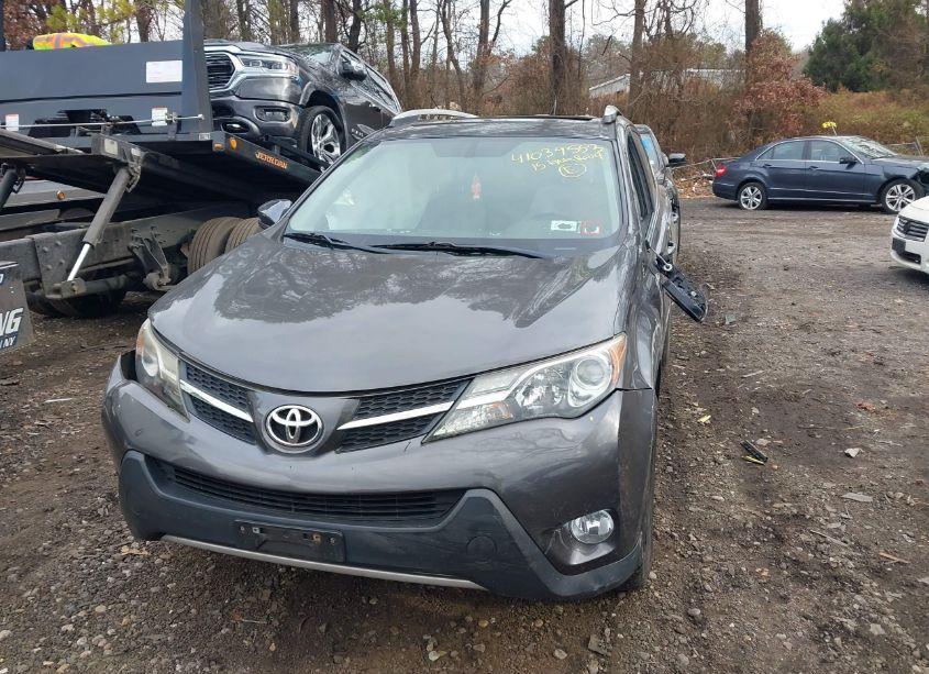Photo 12 of 2015 Toyota Rav4 XLE (VIN 2T3RFREV5FW354907)