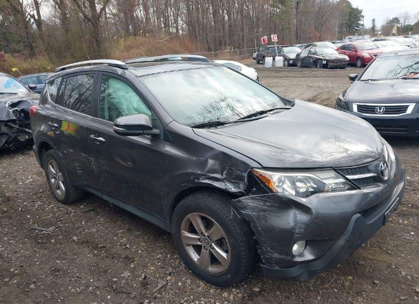 Photo 13 of 2015 Toyota Rav4 XLE (VIN 2T3RFREV5FW354907)