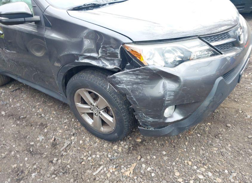 Photo 6 of 2015 Toyota Rav4 XLE (VIN 2T3RFREV5FW354907)