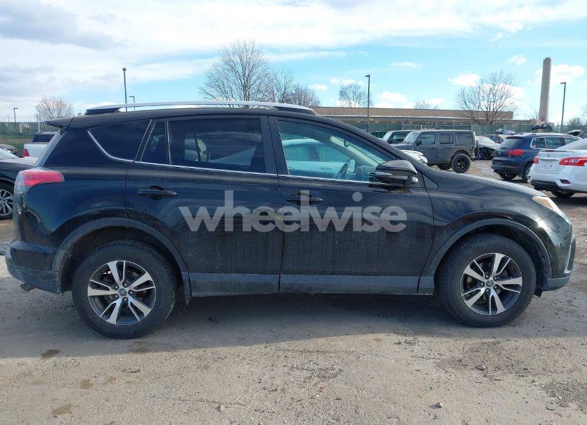 Photo 12 of 2016 Toyota Rav4 XLE (VIN 2T3RFREV5GW437934)