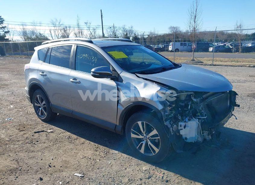 2016 Toyota Rav4 XLE (VIN 2T3RFREV5GW479908) main photo