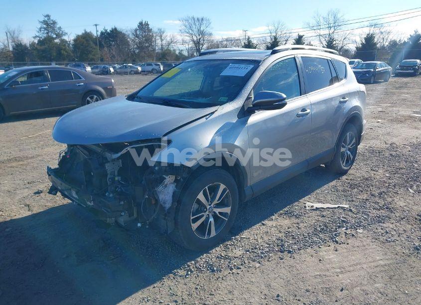 Photo 2 of 2016 Toyota Rav4 XLE (VIN 2T3RFREV5GW479908)