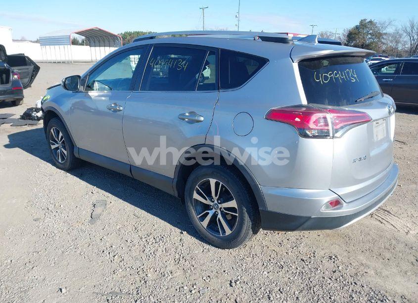 Photo 3 of 2016 Toyota Rav4 XLE (VIN 2T3RFREV5GW479908)