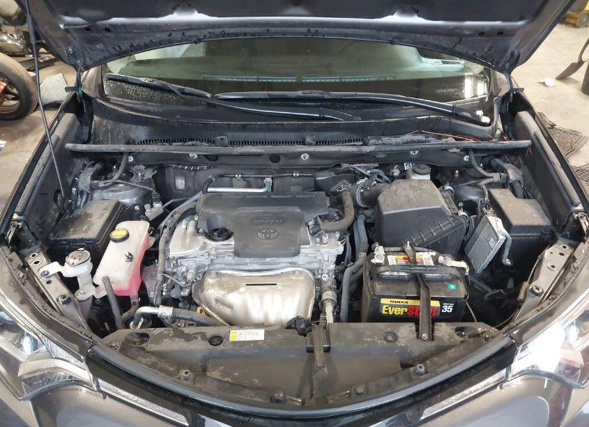 Photo 10 of 2016 Toyota Rav4 XLE (VIN 2T3RFREV5GW533000)