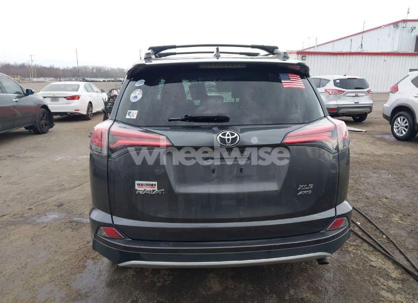 Photo 16 of 2016 Toyota Rav4 XLE (VIN 2T3RFREV5GW534874)