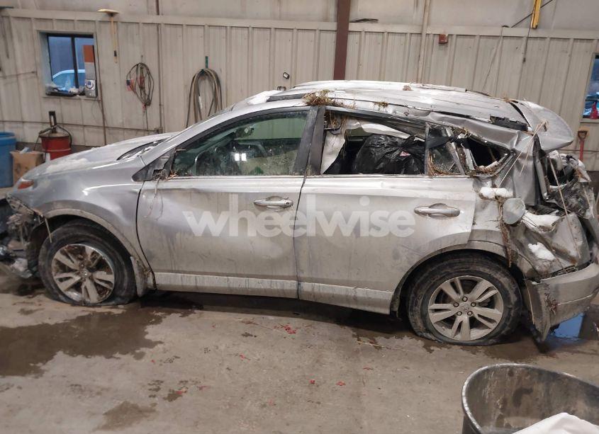 Photo 14 of 2017 Toyota Rav4 XLE (VIN 2T3RFREV5HW658435)