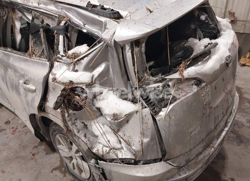 Photo 6 of 2017 Toyota Rav4 XLE (VIN 2T3RFREV5HW658435)