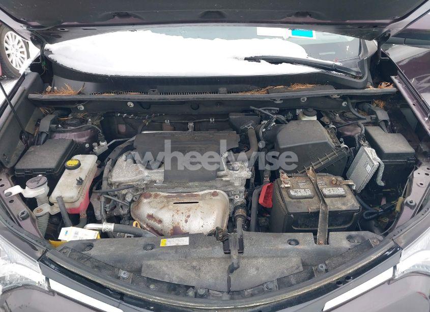 Photo 10 of 2018 Toyota Rav4 XLE (VIN 2T3RFREV5JW704884)