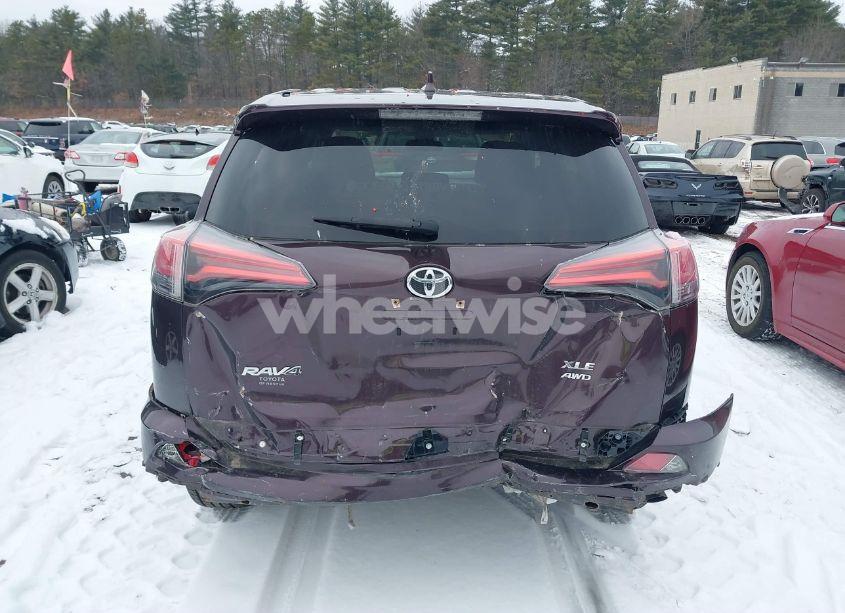 Photo 16 of 2018 Toyota Rav4 XLE (VIN 2T3RFREV5JW704884)