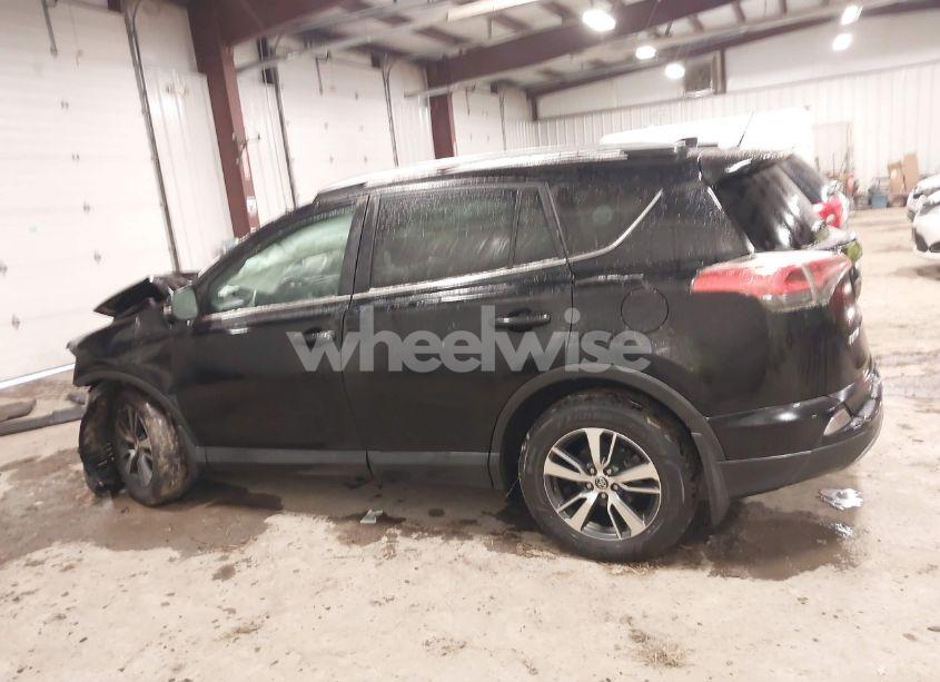 Photo 14 of 2018 Toyota Rav4 ADVENTURE/XLE (VIN 2T3RFREV5JW753566)