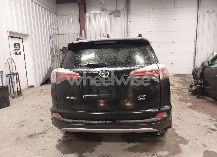 Photo 16 of 2018 Toyota Rav4 ADVENTURE/XLE (VIN 2T3RFREV5JW753566)