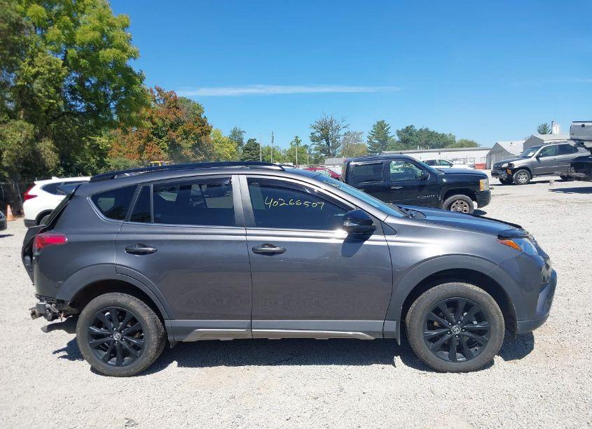 Photo 14 of 2018 Toyota Rav4 ADVENTURE (VIN 2T3RFREV5JW810171)