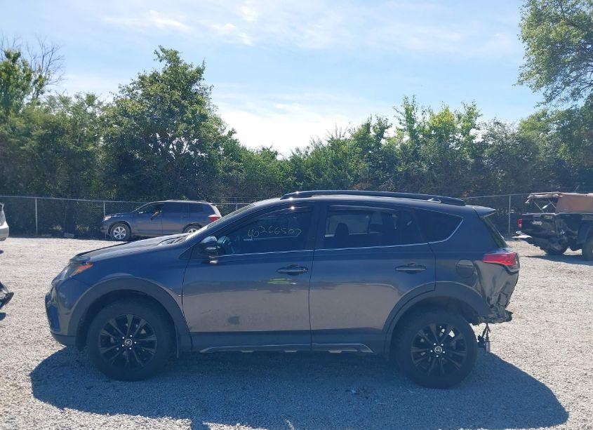 Photo 15 of 2018 Toyota Rav4 ADVENTURE (VIN 2T3RFREV5JW810171)