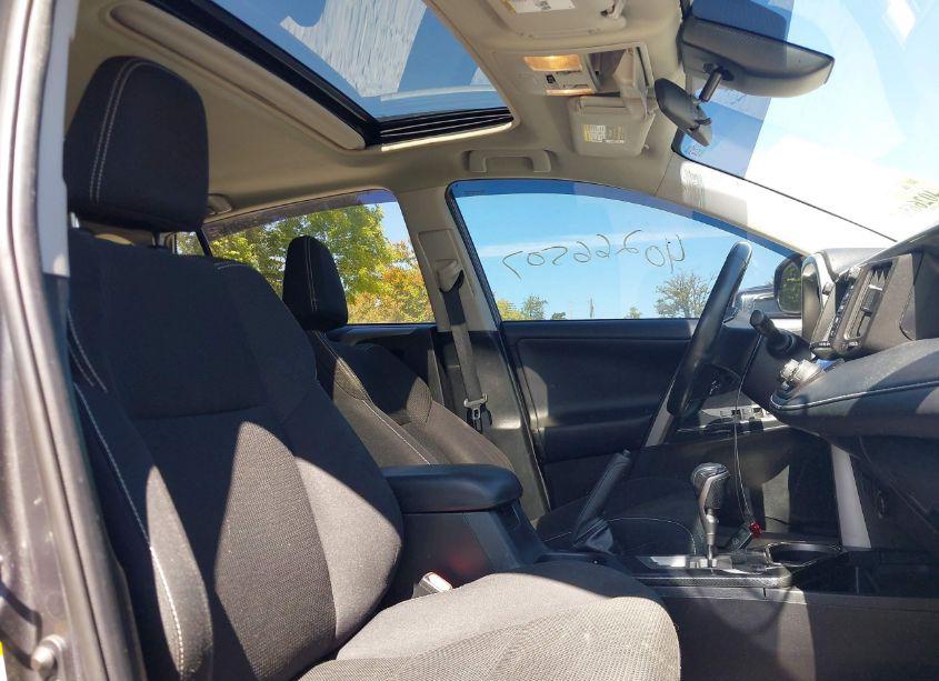 Photo 5 of 2018 Toyota Rav4 ADVENTURE (VIN 2T3RFREV5JW810171)