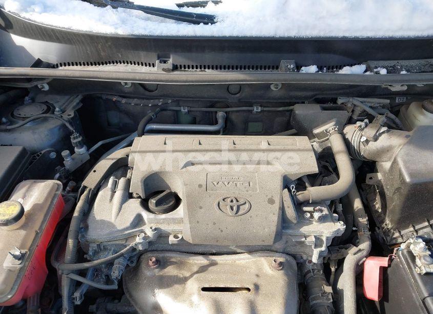 Photo 10 of 2018 Toyota Rav4 XLE (VIN 2T3RFREV5JW814110)