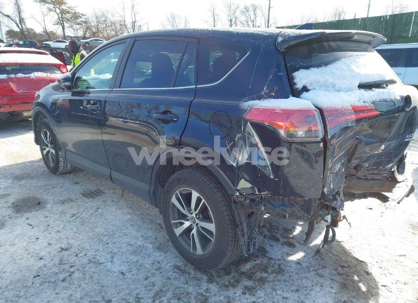 Photo 3 of 2018 Toyota Rav4 XLE (VIN 2T3RFREV5JW814110)