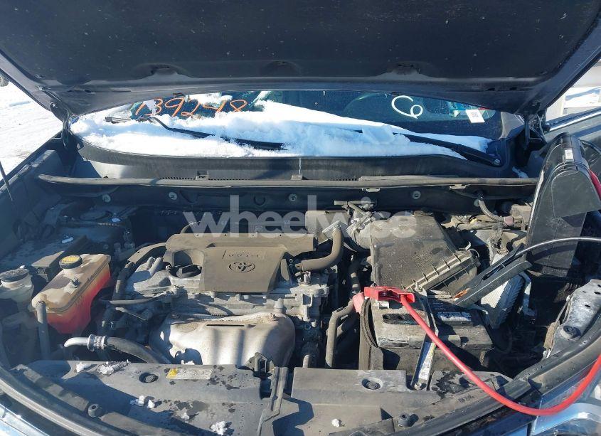 Photo 10 of 2018 Toyota Rav4 XLE (VIN 2T3RFREV5JW819436)