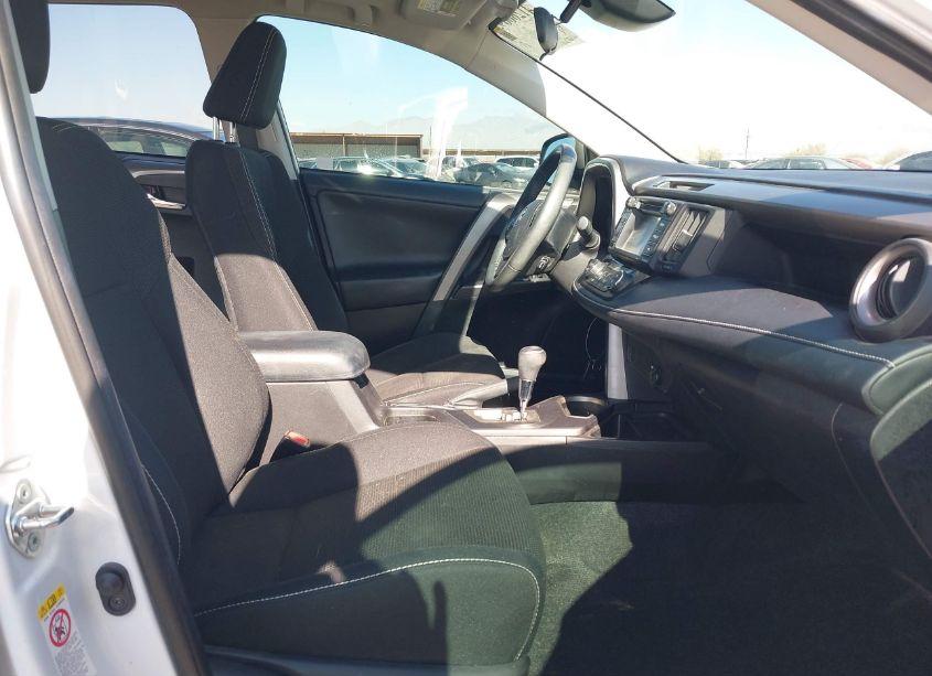 Photo 5 of 2018 Toyota Rav4 ADVENTURE/XLE (VIN 2T3RFREV5JW855403)