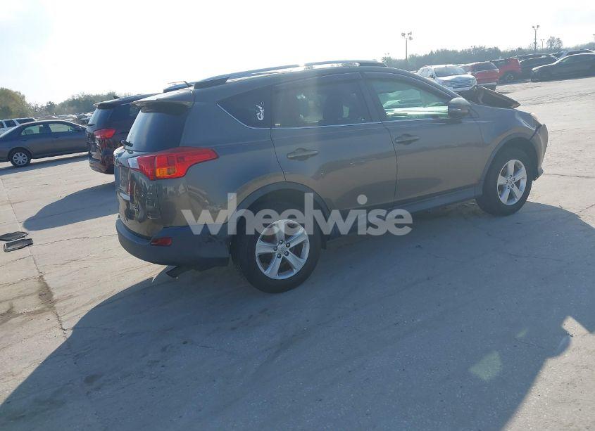 Photo 4 of 2013 Toyota Rav4 XLE (VIN 2T3RFREV6DW030815)
