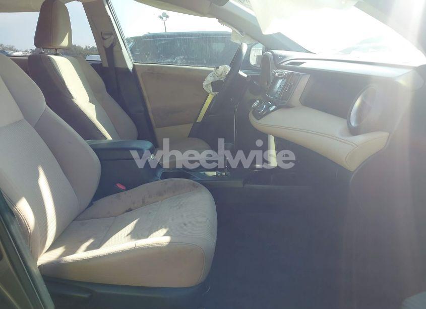 Photo 5 of 2013 Toyota Rav4 XLE (VIN 2T3RFREV6DW030815)