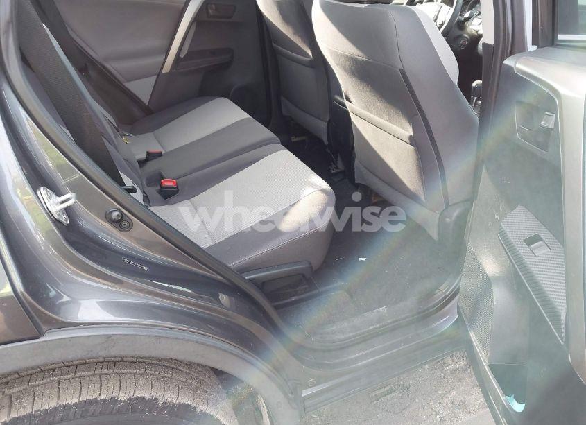 Photo 8 of 2013 Toyota Rav4 XLE (VIN 2T3RFREV6DW059618)