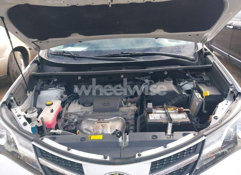 Photo 10 of 2013 Toyota Rav4 XLE (VIN 2T3RFREV6DW106131)