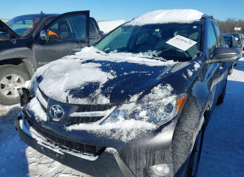 Photo 2 of 2014 Toyota Rav4 XLE (VIN 2T3RFREV6EW149501)