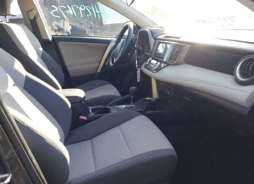 Photo 5 of 2014 Toyota Rav4 XLE (VIN 2T3RFREV6EW149501)