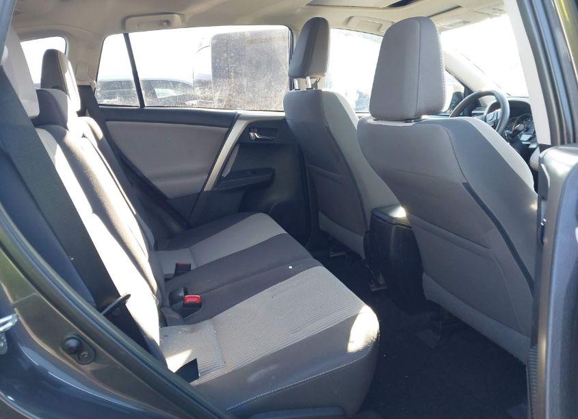 Photo 8 of 2014 Toyota Rav4 XLE (VIN 2T3RFREV6EW149501)