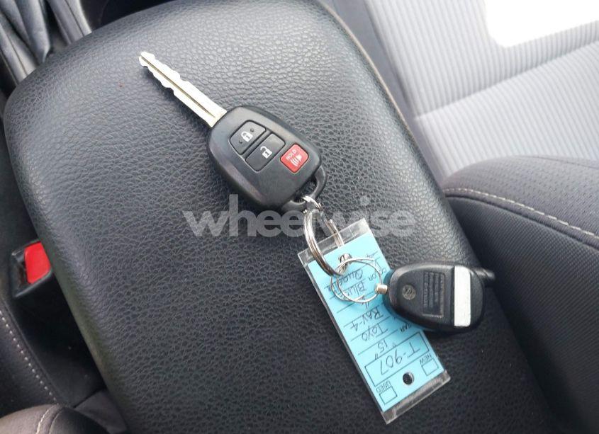 Photo 11 of 2015 Toyota Rav4 XLE (VIN 2T3RFREV6FW263676)