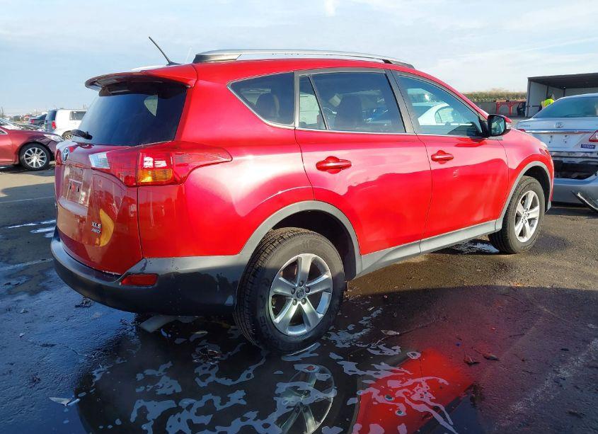 Photo 4 of 2015 Toyota Rav4 XLE (VIN 2T3RFREV6FW268294)