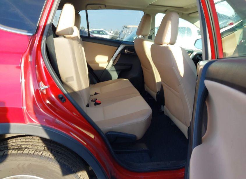 Photo 8 of 2015 Toyota Rav4 XLE (VIN 2T3RFREV6FW268294)