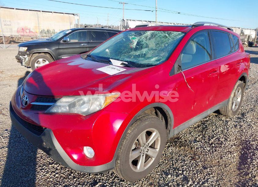Photo 2 of 2015 Toyota Rav4 XLE (VIN 2T3RFREV6FW272040)