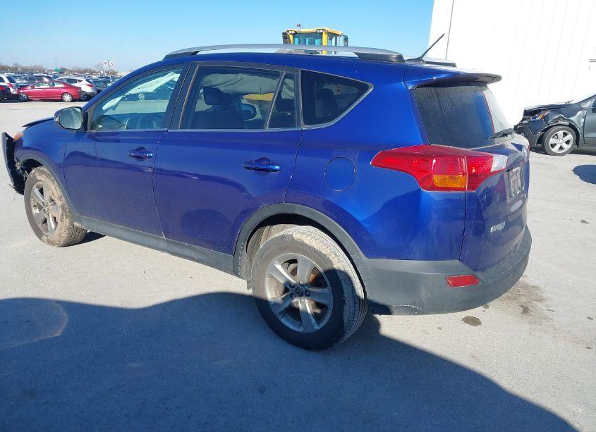 Photo 3 of 2015 Toyota Rav4 XLE (VIN 2T3RFREV6FW312049)