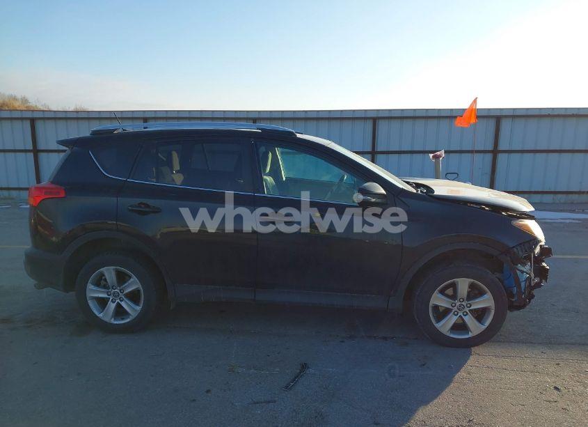 Photo 14 of 2015 Toyota Rav4 XLE (VIN 2T3RFREV6FW373501)