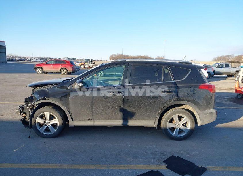 Photo 15 of 2015 Toyota Rav4 XLE (VIN 2T3RFREV6FW373501)